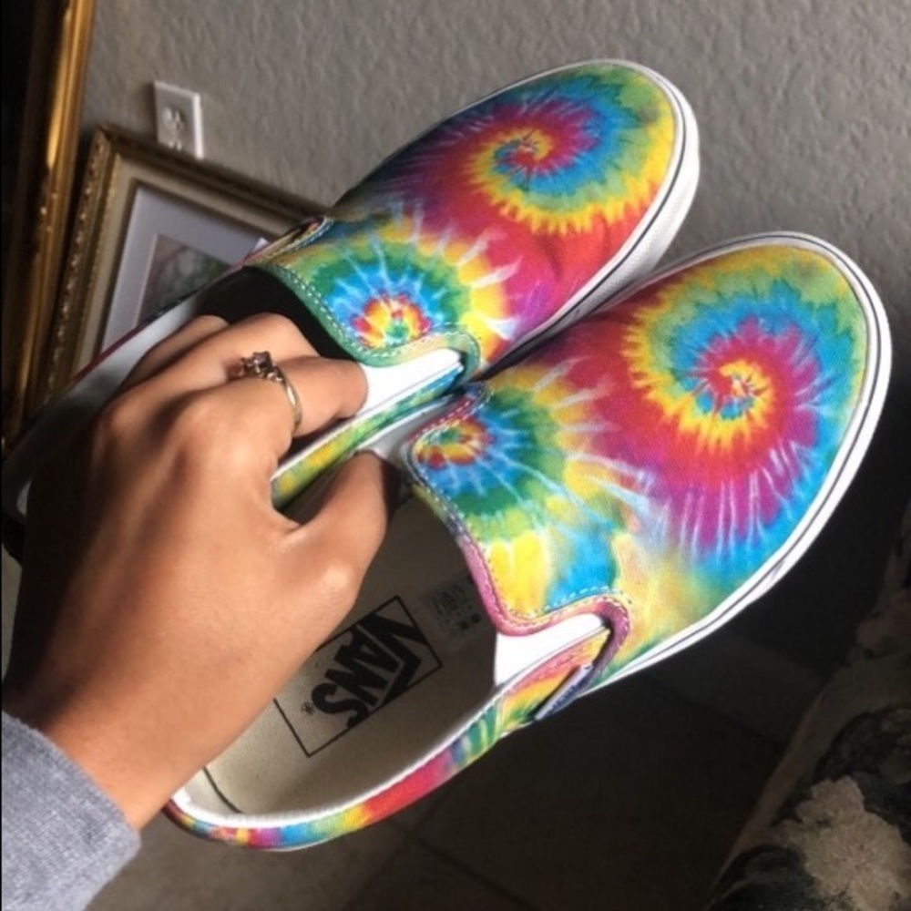 Limited Edition Tye Dye Vans - Picture 1 of 2